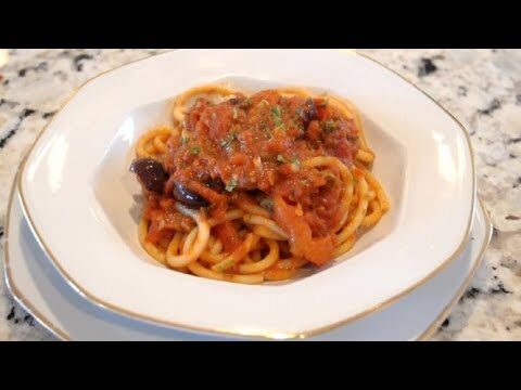 K&ouml;stliche Puttanesca-Rezepte f&uuml;r Spaghetti