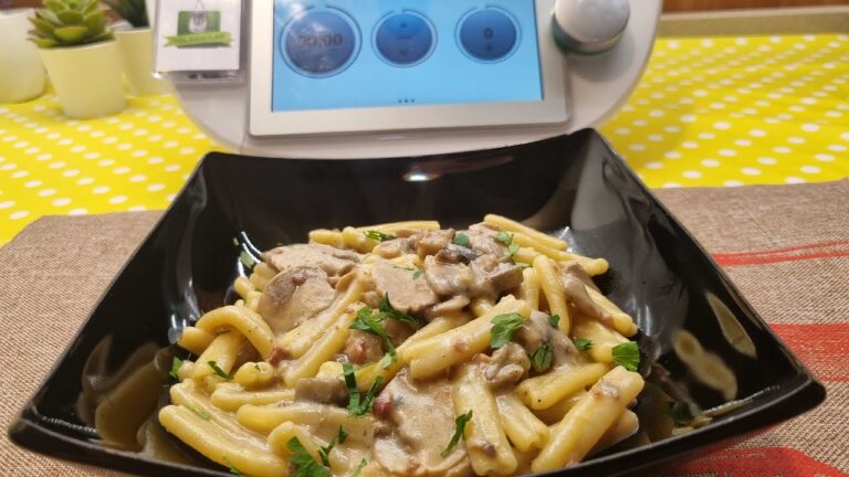 W&uuml;rzige Pilzf&uuml;llung f&uuml;r Cannelloni: Ein Genussrezept