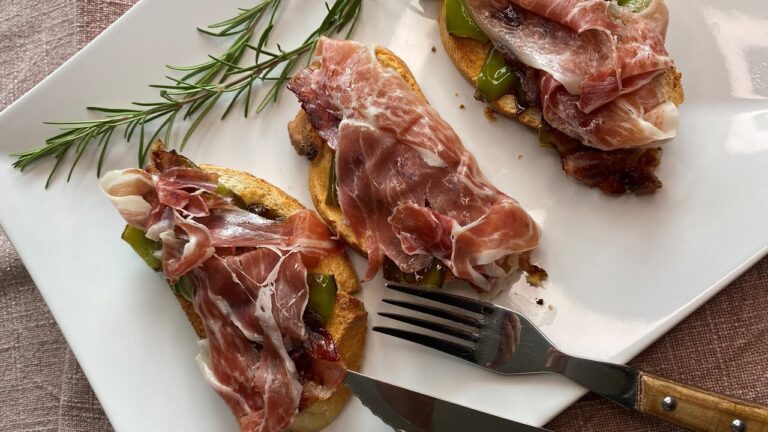 K&ouml;stliche Prosciutto-Tapas: Einfache Rezepte f&uuml;r Genuss