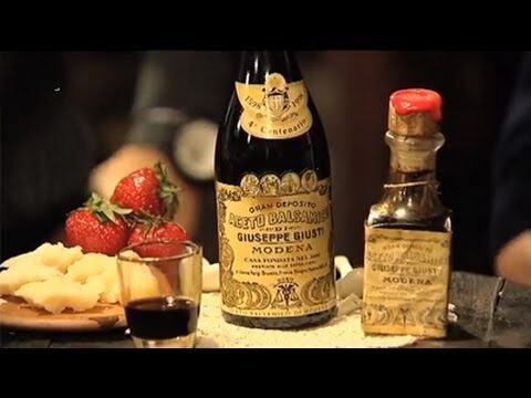 Aromatische Zutaten f&uuml;r k&ouml;stliches Meeresfr&uuml;chte-Carpaccio